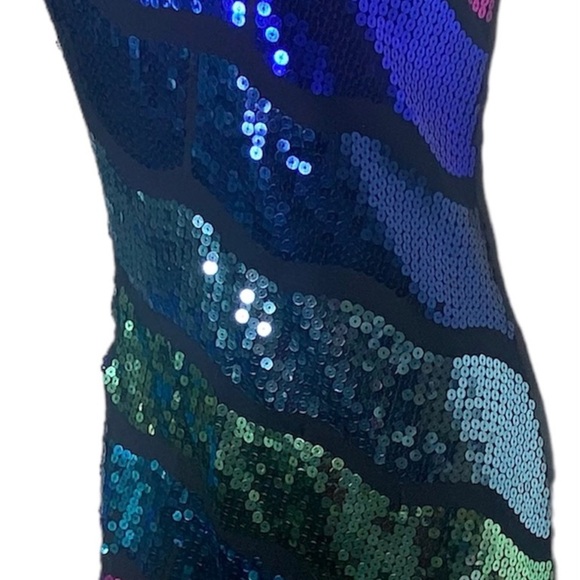 Forever 21 Women’s Asymmetrical Sequined Top One Shoulder L Black Pink Purple - Picture 7 of 14